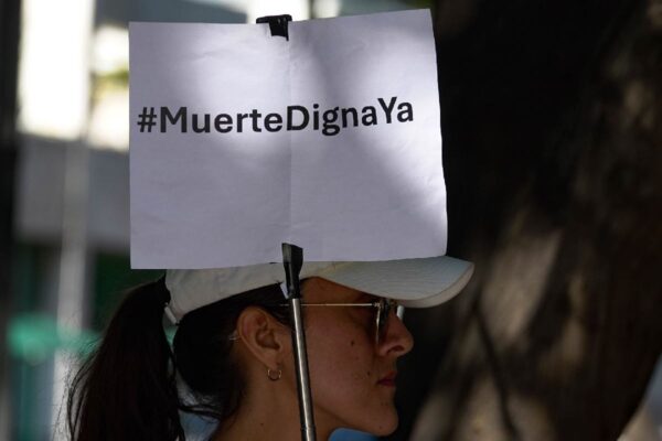 Protesta a favor de la eutanasia