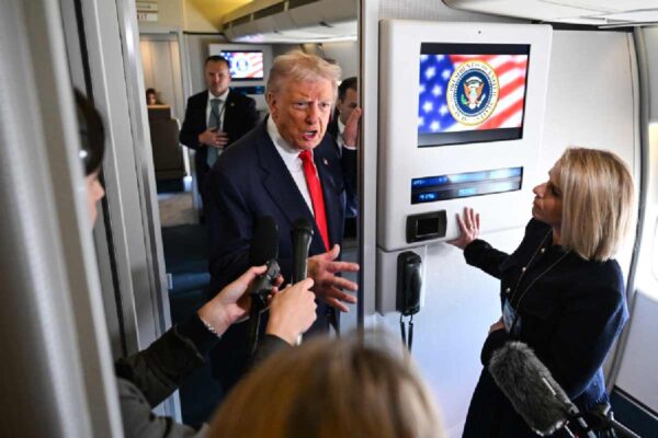 Trump conversación avión canadá