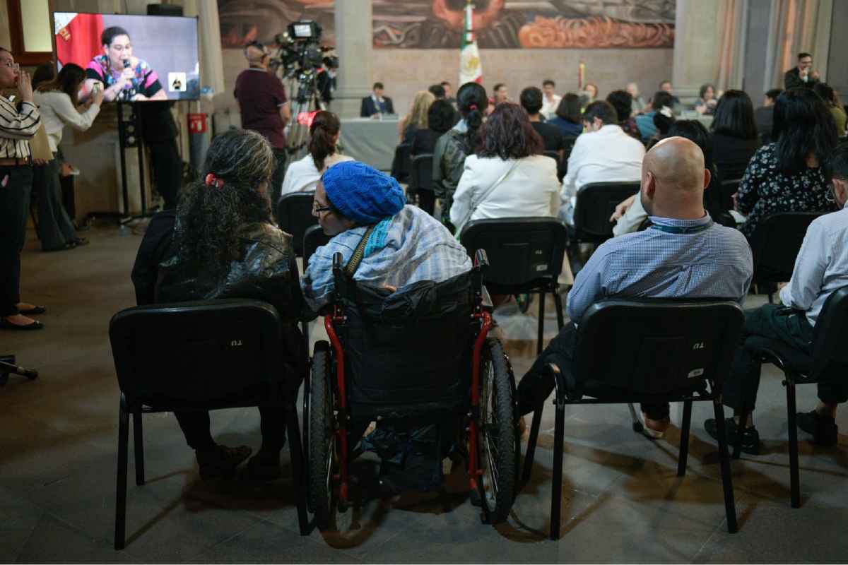 En primera audiencia de la Corte, personas con discapacidad defienden su derecho a la consulta