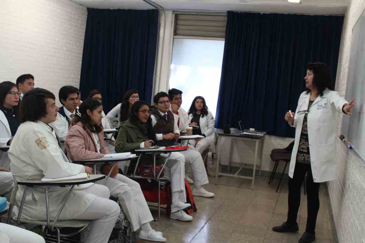 becas estudiantes posgrado extranjeros