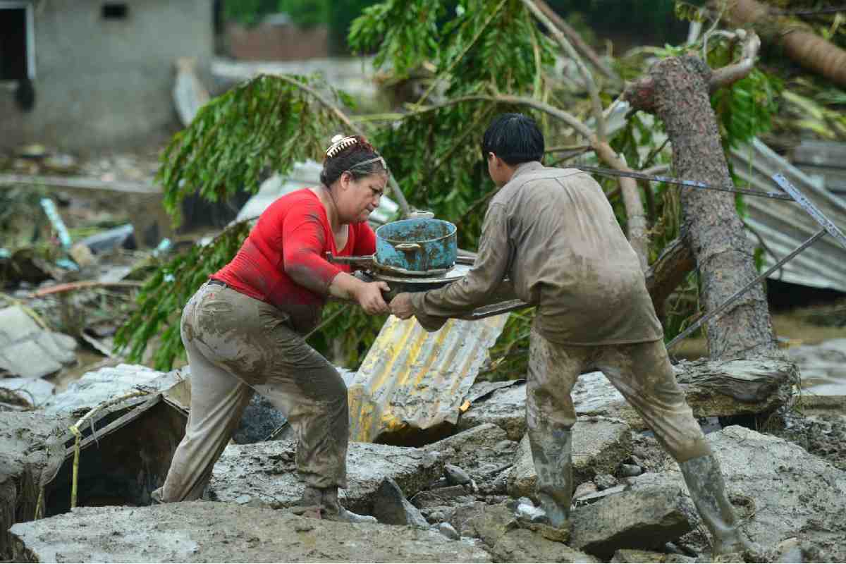 Dónde y cuándo donar: abren centros de acopio en todo el país para damnificados por las lluvias