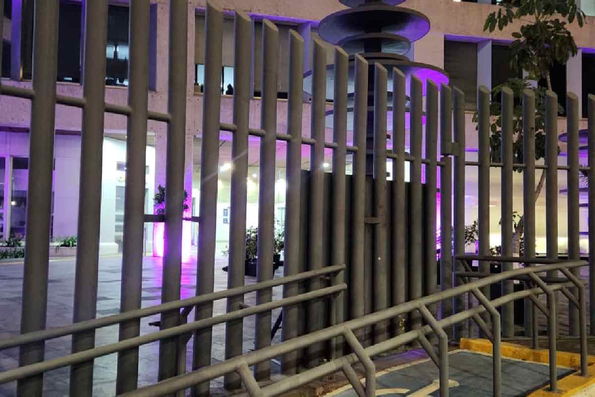 Trabajadores del PJF cierran accesos a juzgados y tribunales por falta de insumos; OAJ y Palacio de Justicia, entre afectados