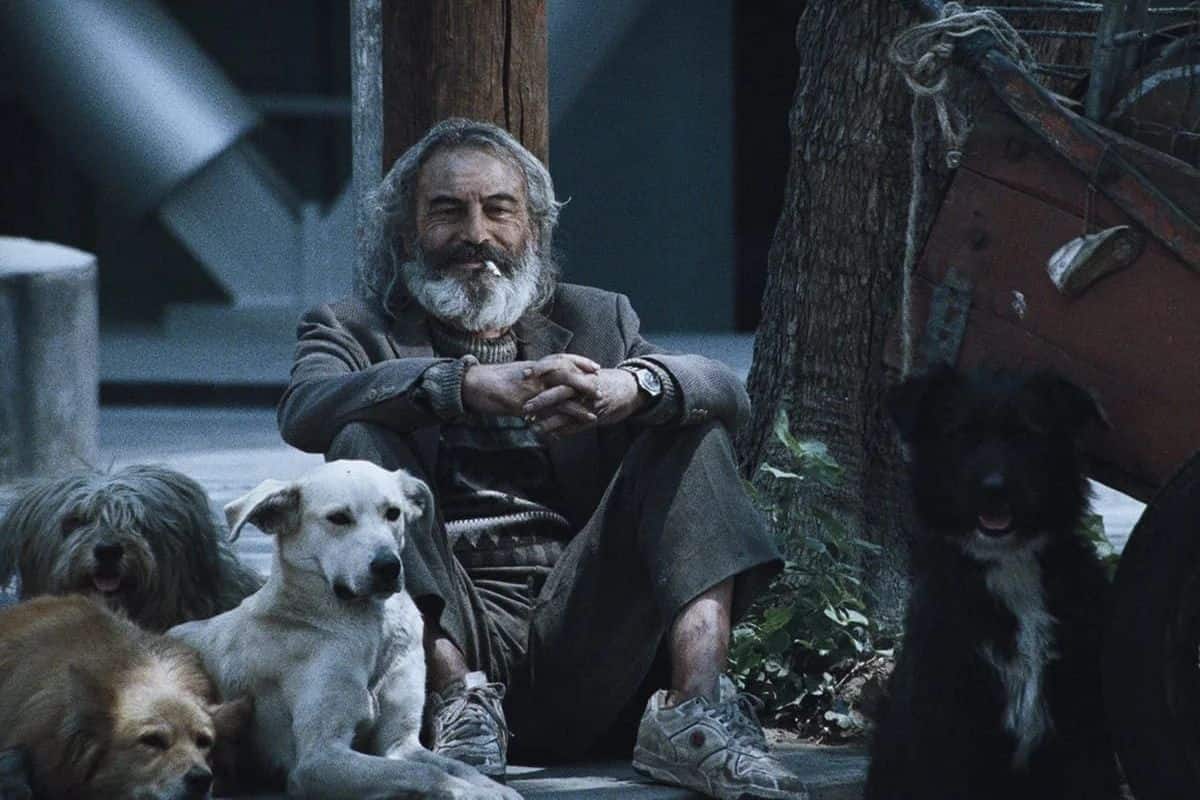 emilio echevarria amores perros