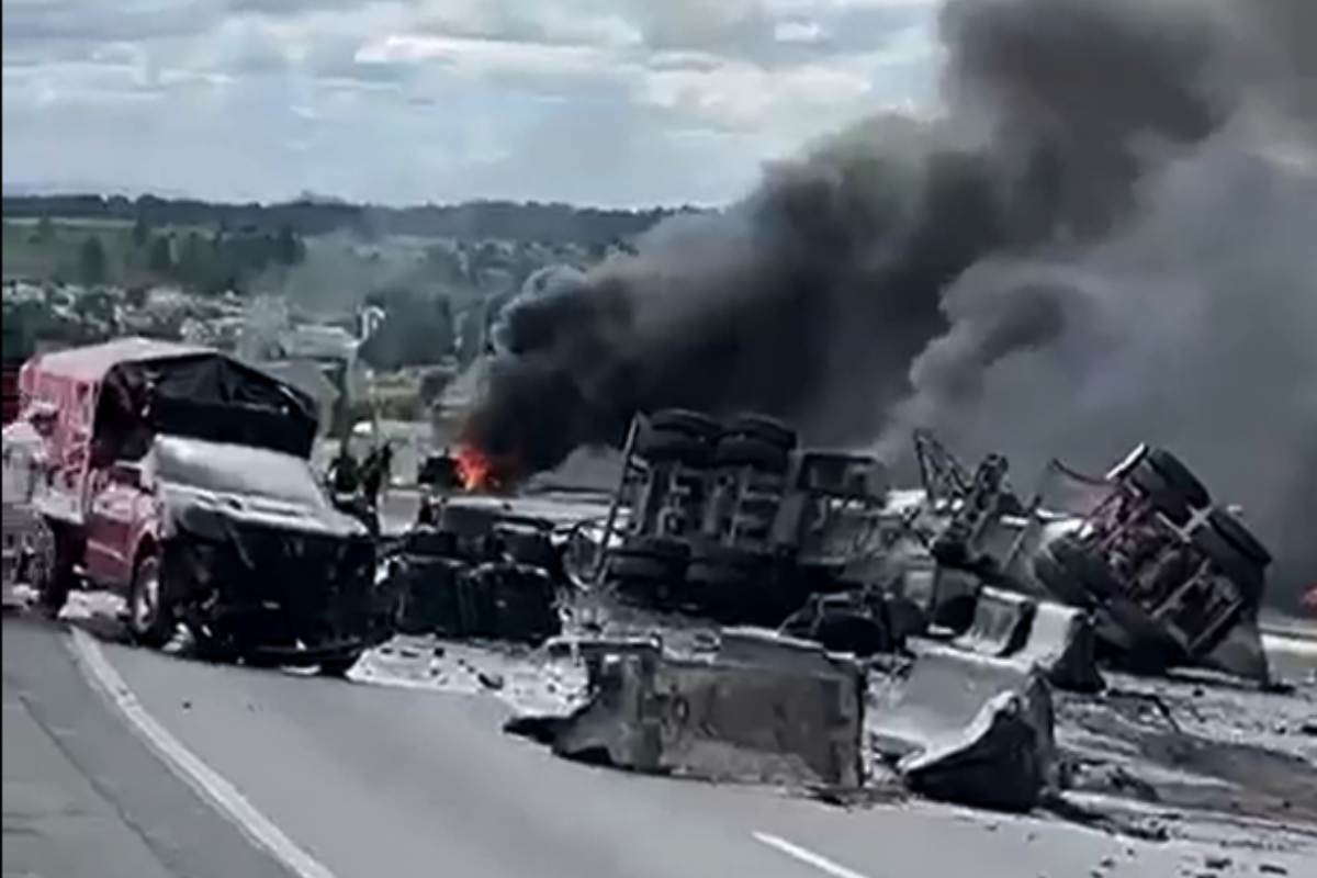 explosión pipa puebla volcadura
