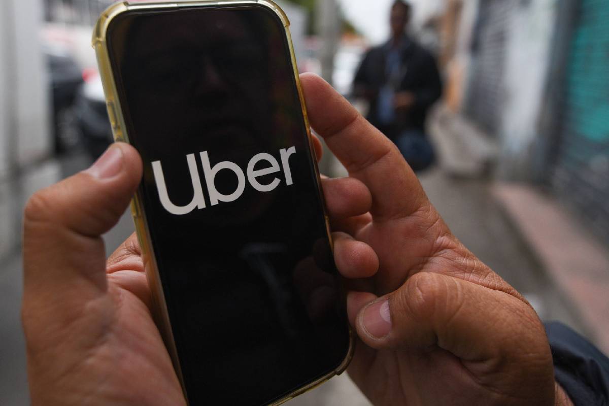 Gobierno de Morelos busca que Uber y Didi paguen para operar en la entidad