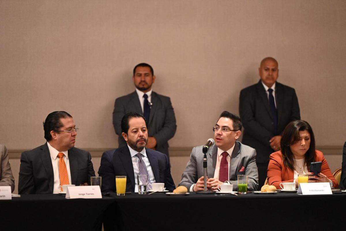 Agentes aduanales deberán ser soldados de la integridad, dice director de la ANAM; pide a legisladores aprobar Ley AduaneraAgentes aduanales deberán ser soldados de la integridad, dice director de la ANAM; pide a legisladores aprobar Ley Aduanera