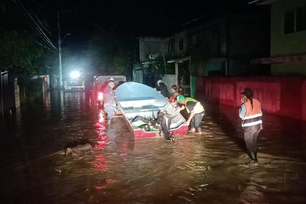 Van 44 muertos por las fuertes lluvias; 139 municipios de cinco estados reciben atención prioritaria