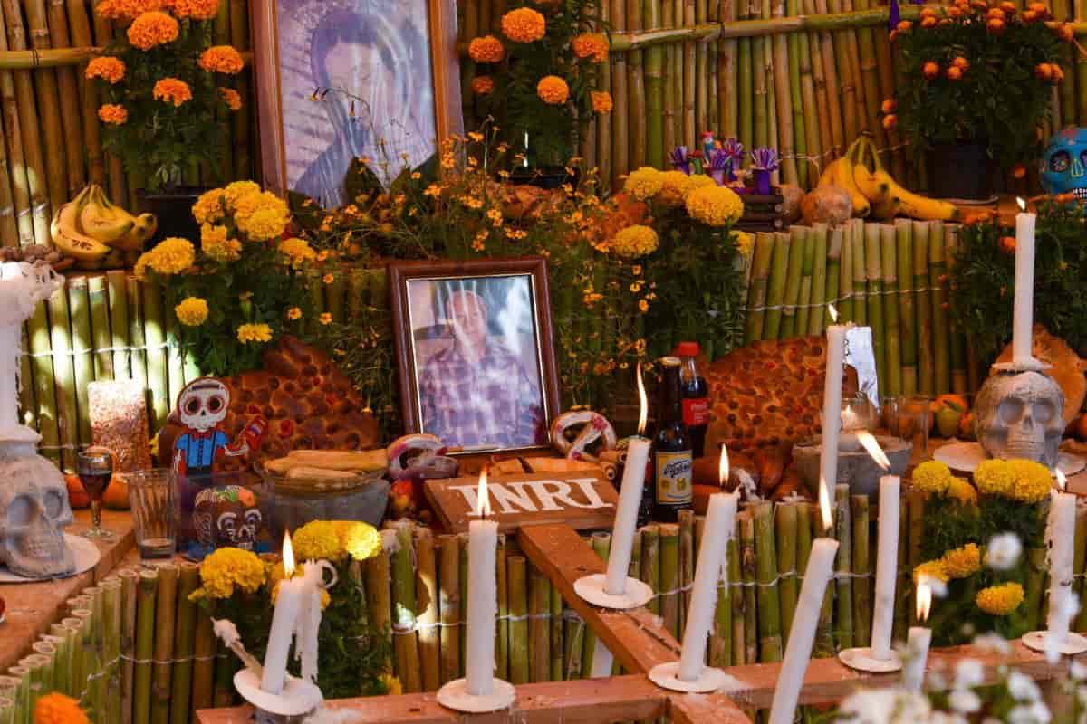 ofrenda dia de muertos elementos