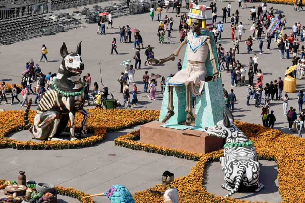 Ofrenda Monumental de Día de Muertos 2025 en el Zócalo