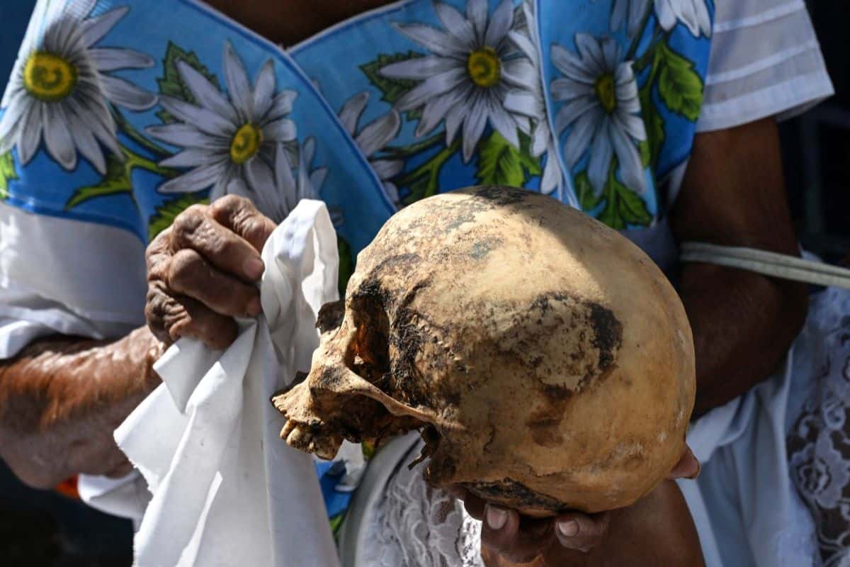 pomuch limpueza huesos dia de muertos