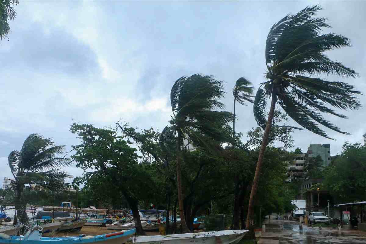 Gobierno alerta por tormenta Raymond; inundaciones de últimas 24 horas afectaron a Guerrero y Veracruz