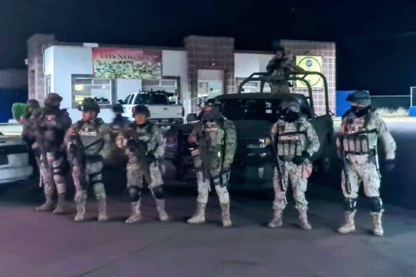 Balacera durante carrera de caballos en Parral, Chihuahua, deja ocho muertos
