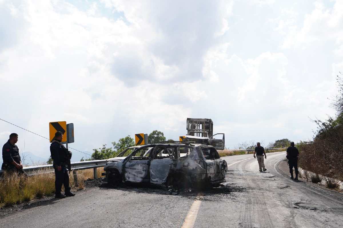 Becas educativas del Plan Michoacán no son nuevas, ni resuelven violencia, señalan especialistas_9