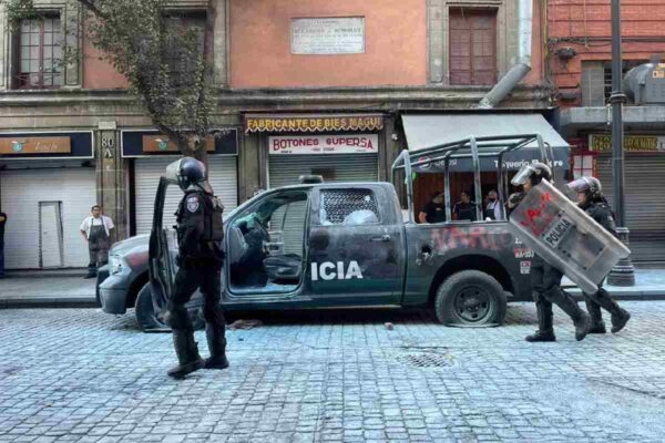 Brugada cuestiona hechos de violencia en marcha de la Generación Z: “¿Es la manera en la que participarán políticamente?”