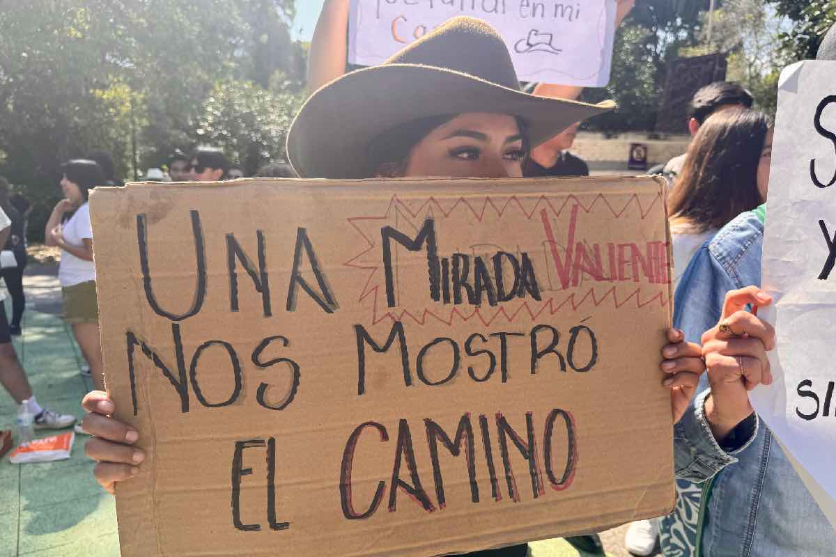 “Carlos no murió, el Gobierno lo mató”- el grito de rabia de la juventud en Uruapan por el asesintao del alcalde_Manu Ureste