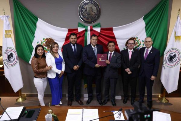 Contraloría de Hidalgo expuso los casos de trabajadores con doble función en la entidad 