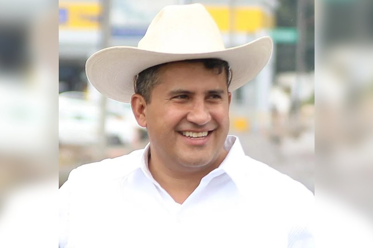 Detienen a escoltas de Carlos Manzo