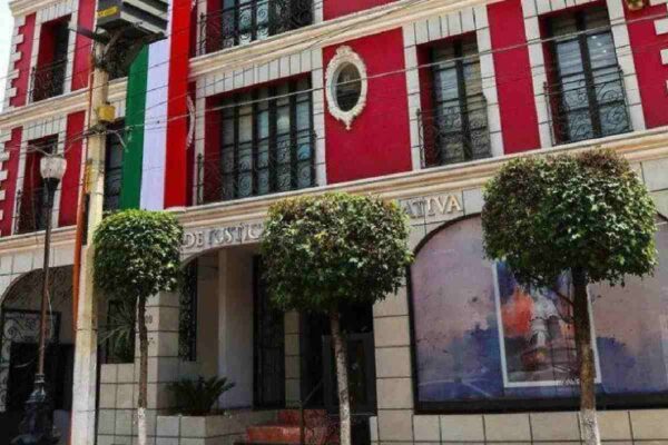 Detienen a exdirector de Administración del Tribunal de Justicia Administrativa del Edomex por presunto desvío de 32 mdp