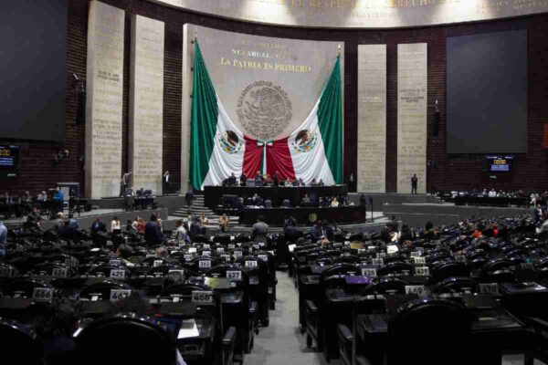 Diputados aprueban reforma tarjetas de crédito