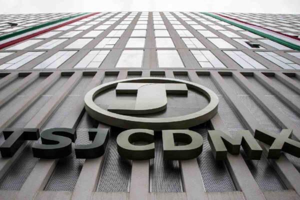 Edificio Tribunal Superior de Justicia paro trabajadores CDMX