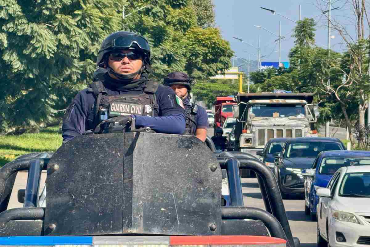 Entre marchas y operativos policiacos esperan en Uruapan elección de quien sustituirá a Carlos Manzo