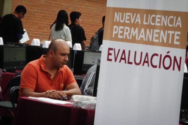 ¡Todavía tienes tiempo! Gobierno de CDMX ampliará horarios para tramitar la licencia permanente