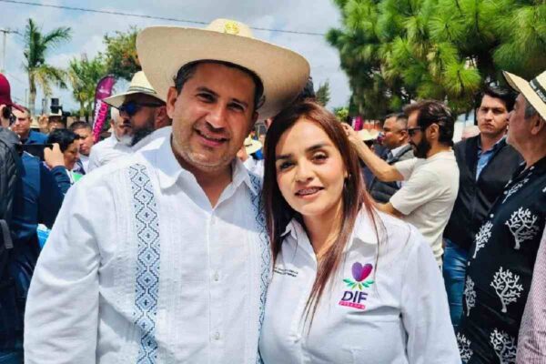 Grecia Quiroz asume como alcaldesa de Uruapan