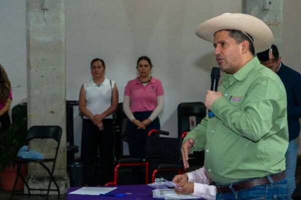 Homicidio de Carlos Manzo en Uruapan es usado con “ferocidad política”, acusa gobernador de Michoacán