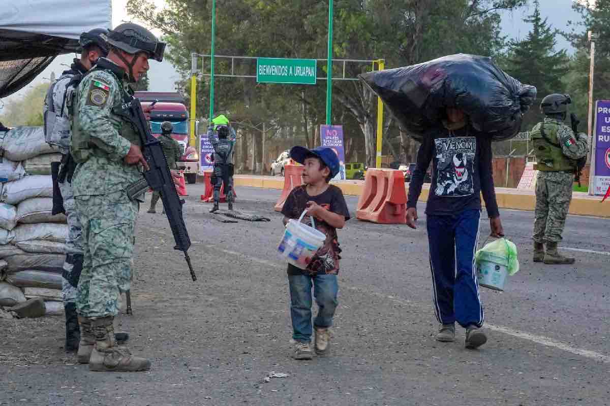 Las claves del Plan Michoacán- más soldados y la promesa de 57 mil mdp para becas, carreteras y hospitales_2