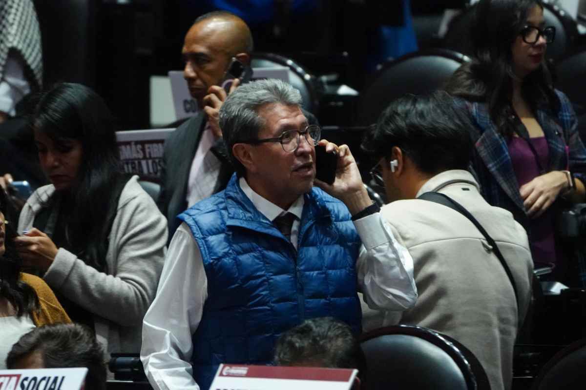 Monreal ley extorsión diputados