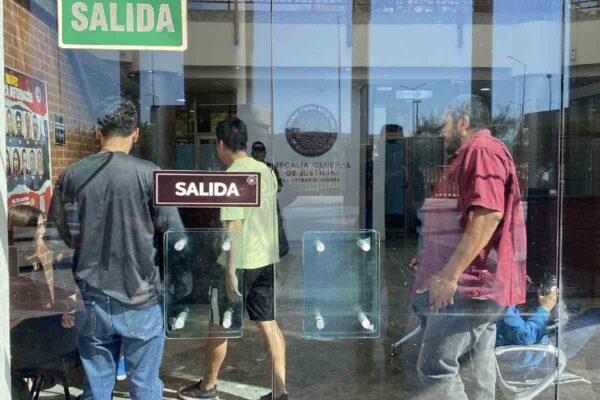 “No fue accidente, fue la corrupción”: marchan en Hermosillo para exigir justicia por víctimas del incendio en Waldo’s