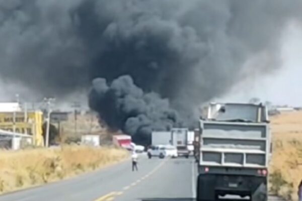 Operativo para detener a “objetivo prioritario” en Michoacán desata bloqueos y quema de vehículos