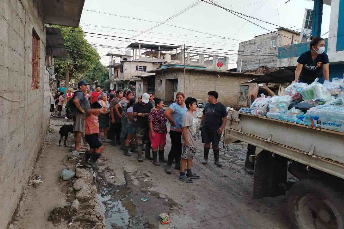 Personas con discapacidad “perdieron todo” en inundaciones de Veracruz y Puebla; buscan donativos de medicinas y sillas de ruedas_Animal Político_2