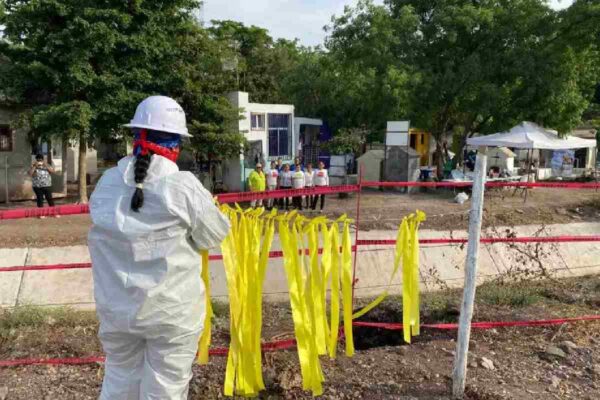 Recuperan 57 cuerpos en primera etapa de exhumación masiva en panteón de Culiacán, Sinaloa