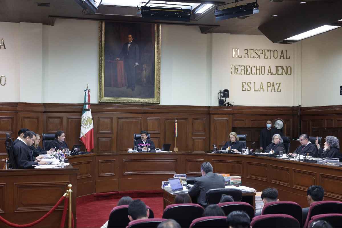 Presidente de la Corte propone criterios "más estrictos" para admitir amparos; advierte saturación de casos