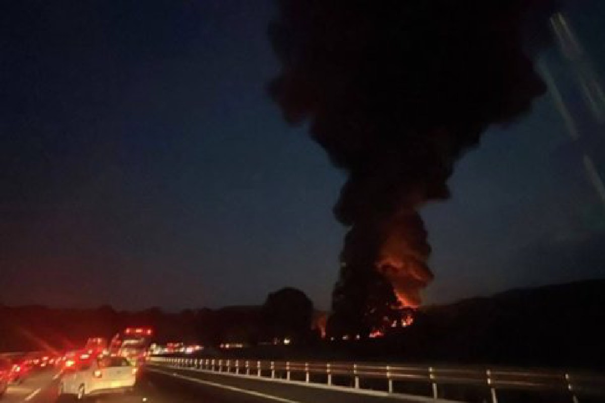 Explota pipa en Ixtapaluca, Edomex