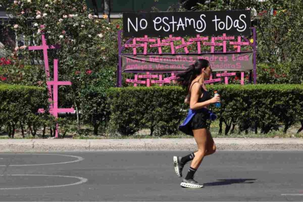 una-mujer-es-asesinada-cada-10-minutos-onu-25N