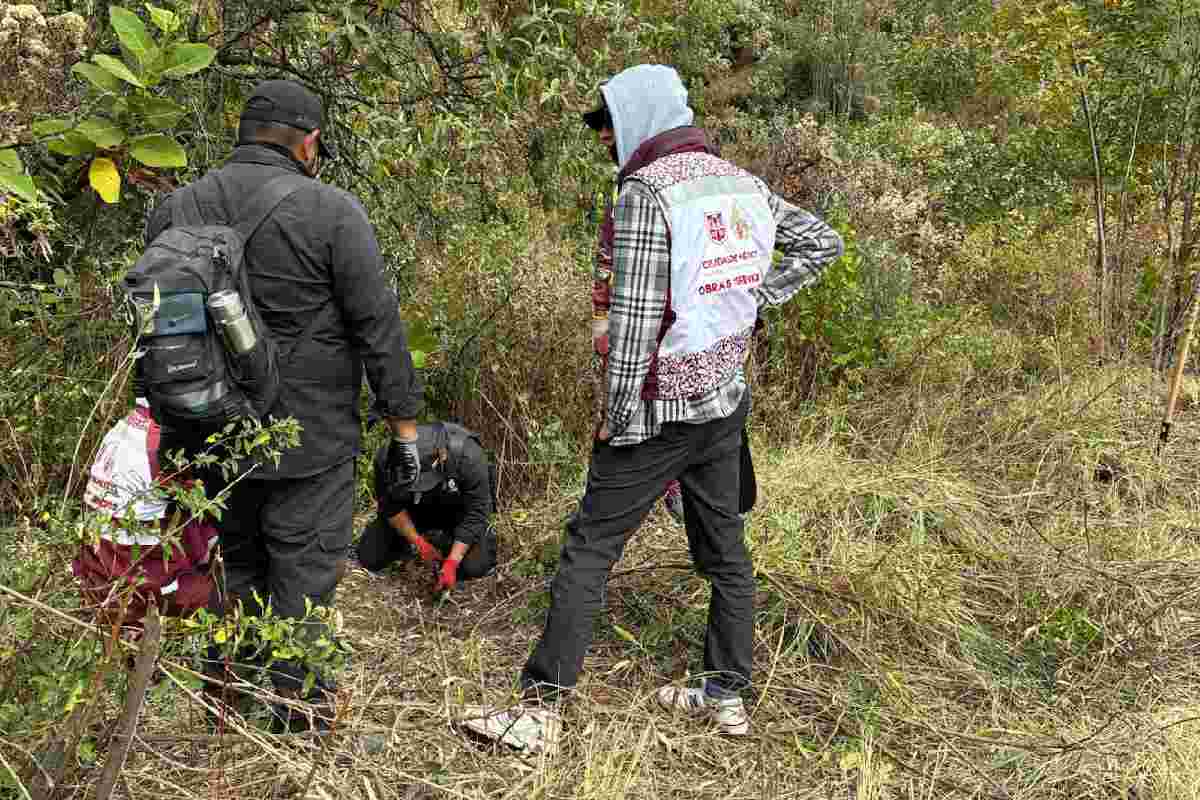 Con sentimientos encontrados, buscan a personas desaparecidas por segundo día en Lomas de Tarango, en Álvaro Obregón