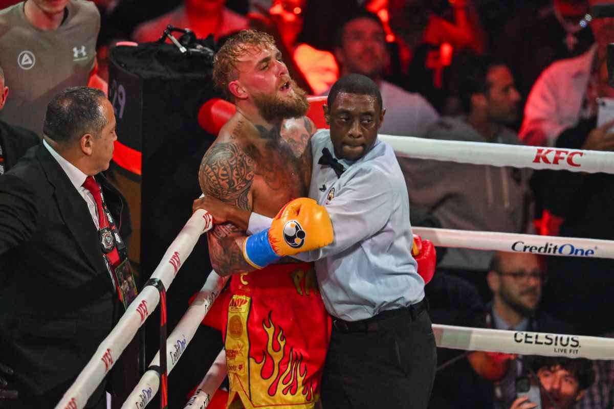 Anthony Joshua frenó al fenómeno Jake Paul con nocaut en el sexto round