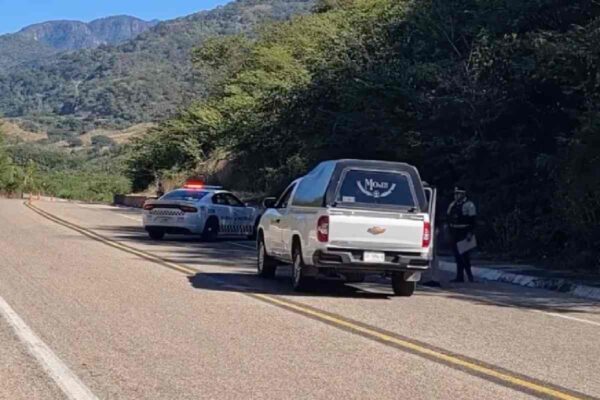 Abandonan siete cuerpos con signos de violencia en dos días en la autopista Mazatlán-Durango, en Sinaloa