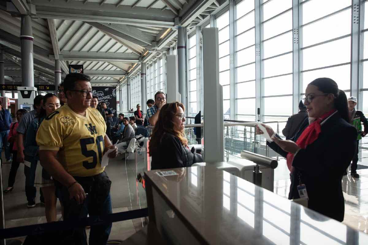 Cancelación de rutas hacia EU ya afecta al AIFA- pierde mil 755 pasajeros internacionales en un mes Animal Político_8