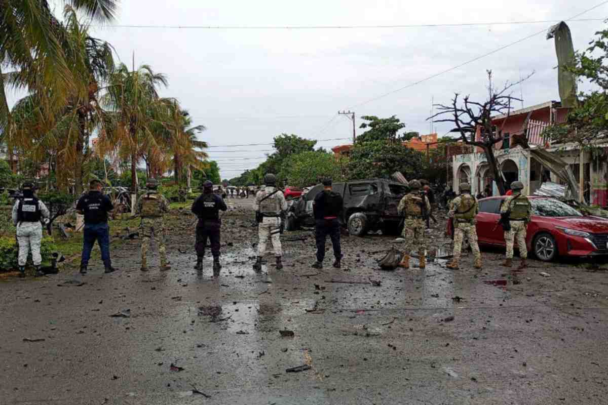 Coahuayana coche bomba michoacán