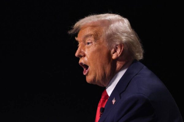 Donald Trump ataques México y Canadá