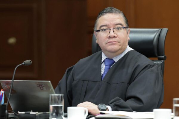 Irving Espinosa Betanzo aclara Iglesia sobre aborto