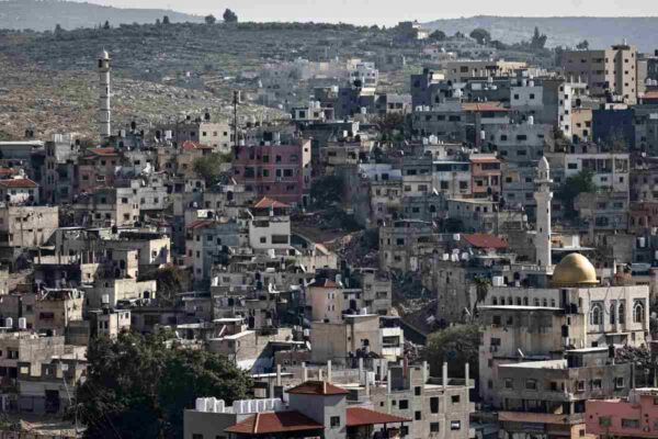 Israel aprueba 19 colonias ilegales más en Cisjordania