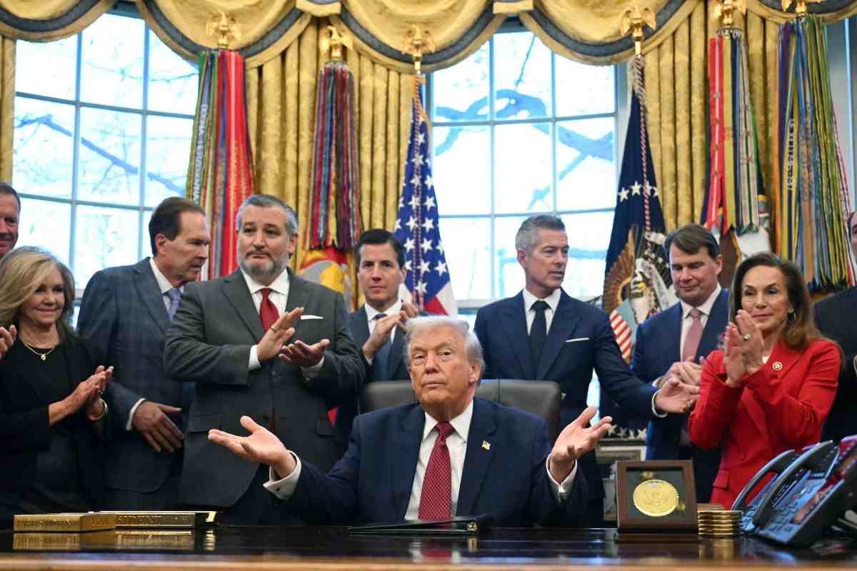 “Lo dejaremos expirar”, dice Trump sobre T-MEC; buscaría nuevo acuerdo comercial con México y Canadá