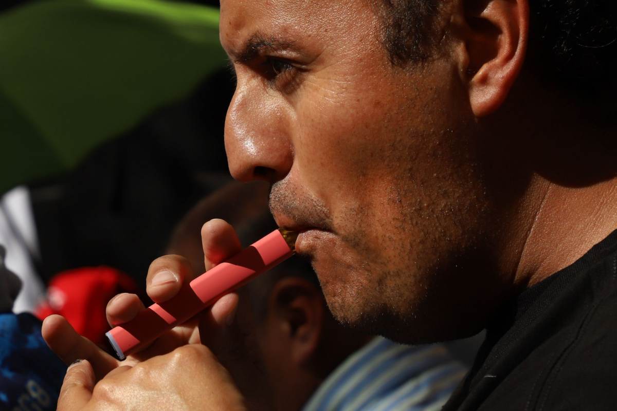 Monreal anuncia que Diputados aprobarán ley arancelaria y vapeadores en la próxima semana