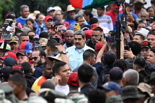 Nicolás Maduro sanciones familiares EU