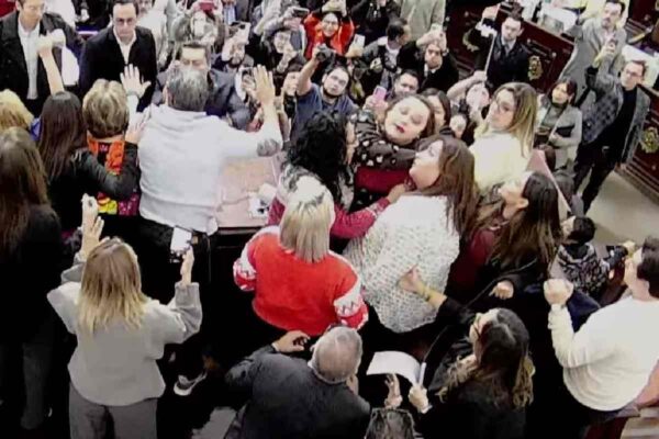 Pelea congreso CDMX infocdmx desaparición
