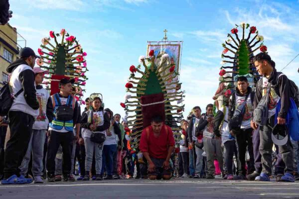 Peregrinos basílica de Guadalupe
